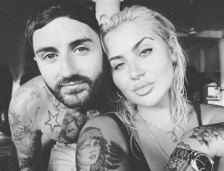 Ashley Strong (strashme) Age | Wiki, Net worth, Bio, Height, Boyfriend |