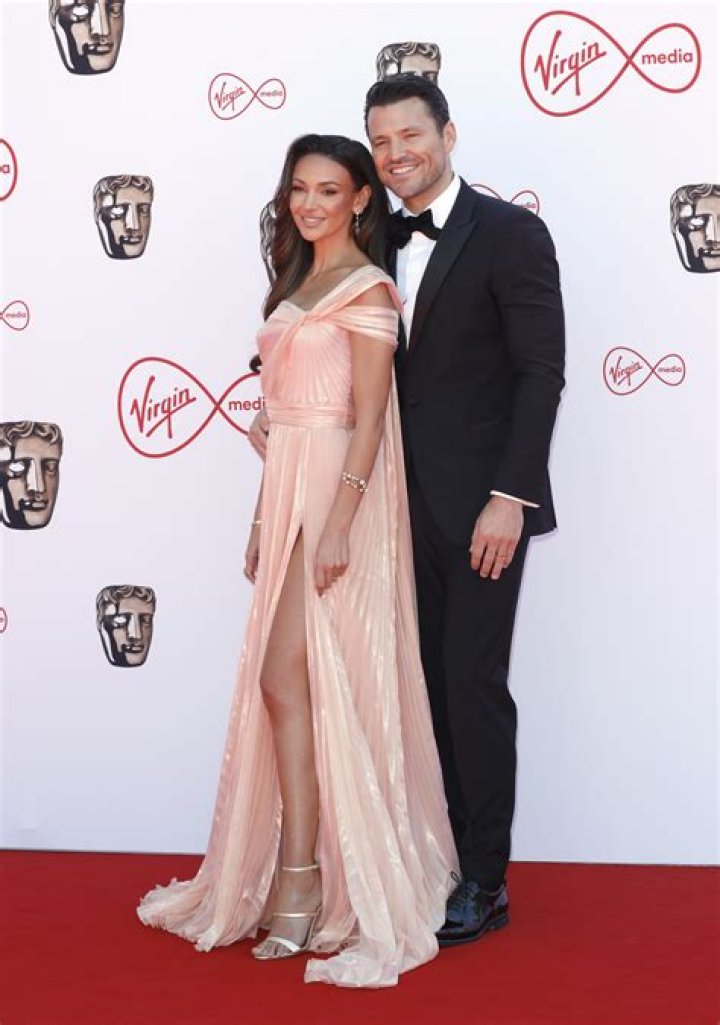 How tall is Mark Wright