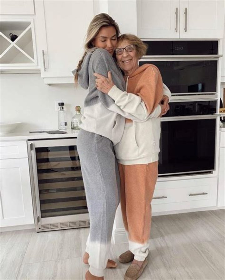 Jacqueline Fransway Age | Wiki, Net worth, Bio, Height, Fiancé